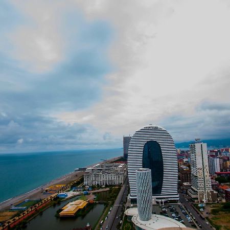 Sea View Apartment Near To The Dancing And Music Fountains 巴统 外观 照片
