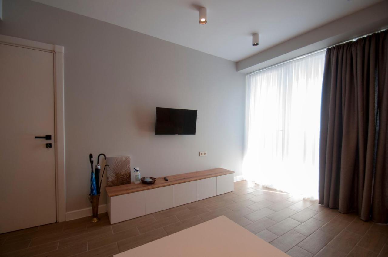 Sea View Apartment Near To The Dancing And Music Fountains 巴统 外观 照片