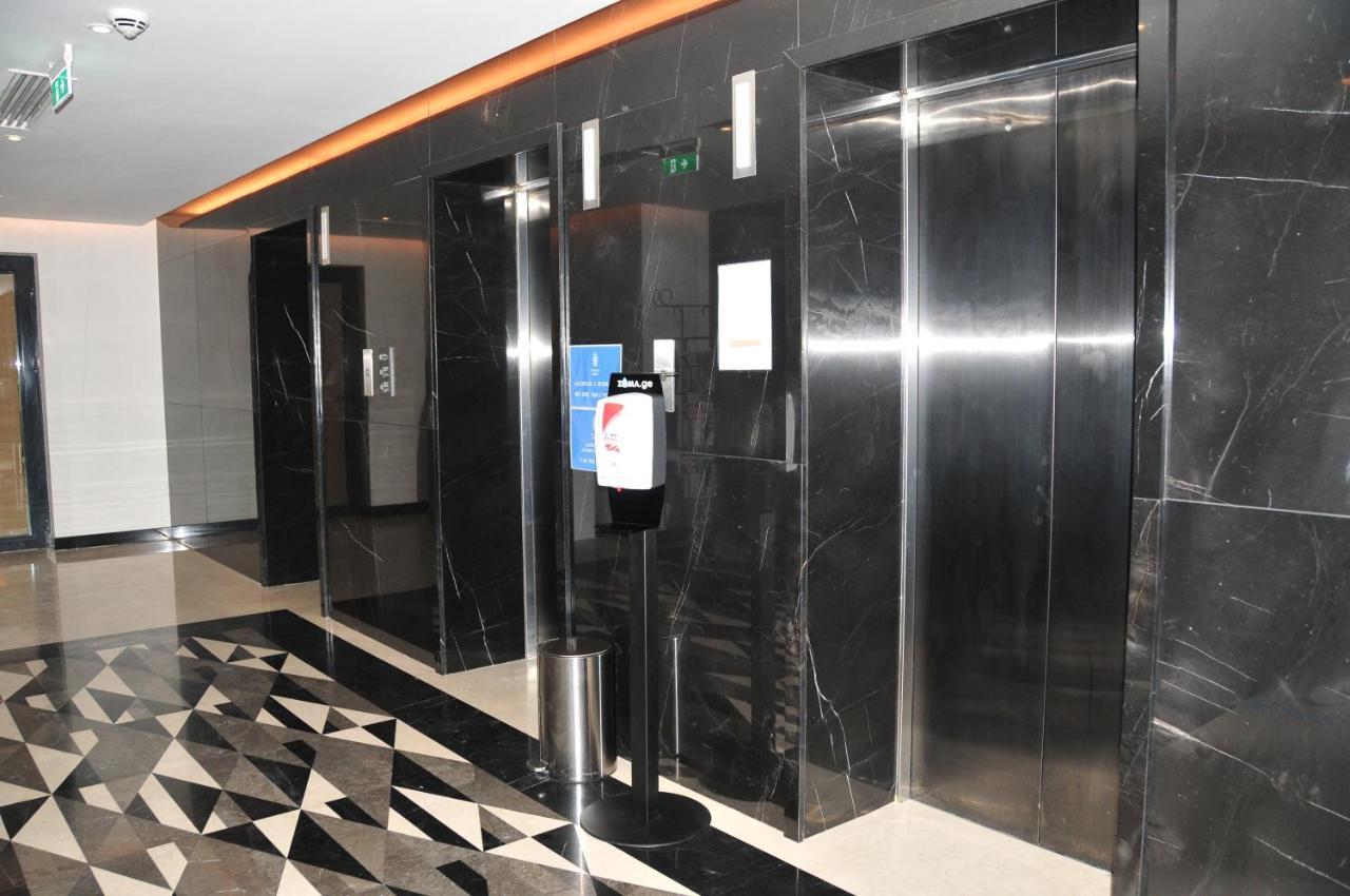 Sea View Apartment Near To The Dancing And Music Fountains 巴统 外观 照片