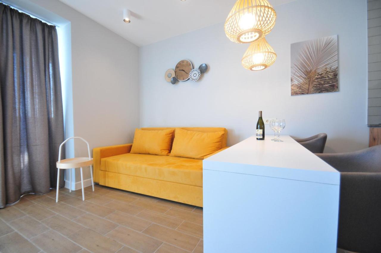 Sea View Apartment Near To The Dancing And Music Fountains 巴统 外观 照片