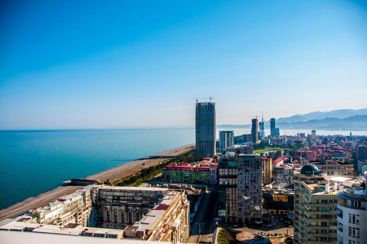 Sea View Apartment Near To The Dancing And Music Fountains 巴统 外观 照片